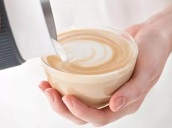 咖啡奶泡制作过程