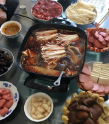 自制火锅是如何配料的 自制火锅从汤底到配菜的全