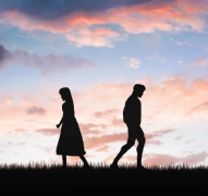 老婆的魅力无限 我偷看老婆的聊天记录之后