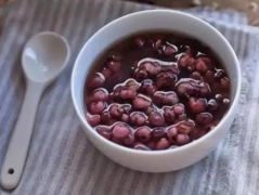 红豆薏米粥的做法 怎么做好吃的红豆薏米粥