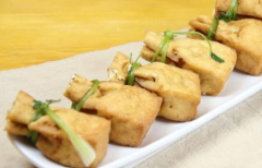 葱香黄金豆腐的做法 如何做美味的葱香黄金豆腐