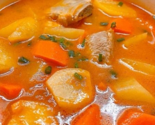 土豆蕃茄排骨汤的做法 怎么做土豆蕃茄排骨汤好吃