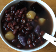 自制芋圆红豆薏米汤的做法 怎么做美味的自制芋圆
