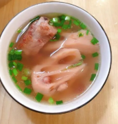 藕炖排骨汤的营养功效 藕炖排骨汤的制作步骤