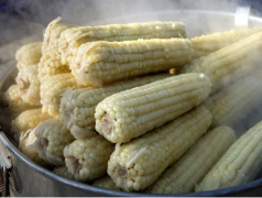 如何让煮熟的玉米保持鲜甜