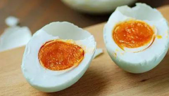咸蛋吃多少才健康  咸蛋能保存多久