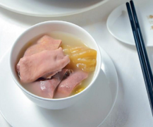 胡椒咸菜猪肚汤的做法 胡椒咸菜猪肚汤帮你暖胃