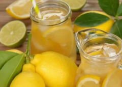柠檬酒有哪些功效 柠檬酒泡多久可以喝