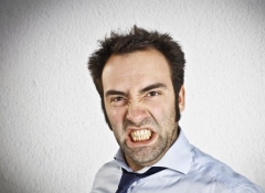 男人控制脾气的方法 男人的脾气受到什么影响