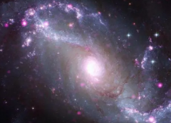 科学家发现了有关宇宙结构的主要证据