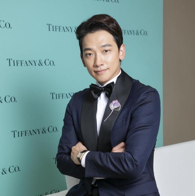 Rain出席Tiffany & Co.《四季之彩》高级珠宝展 即将