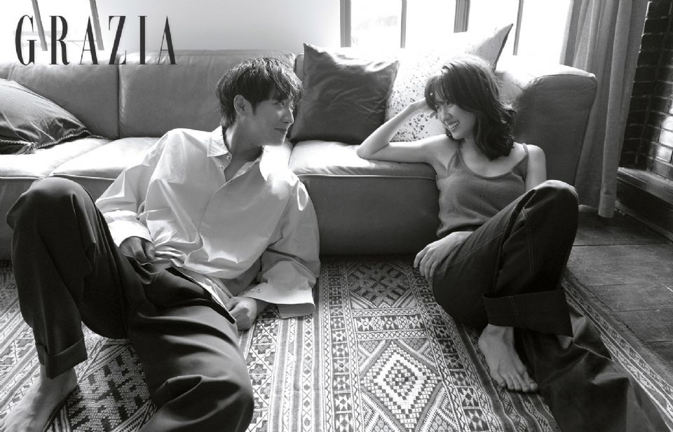 《德鲁纳酒店》IU、吕珍九情侣写真,风格又撞《鬼怪》? 8组CP写真,金高银、丁海寅初恋感满满,车银优、申世景照片比剧还好看