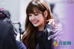 lisa家庭背景泰国 Lisa为什么会来中国发展