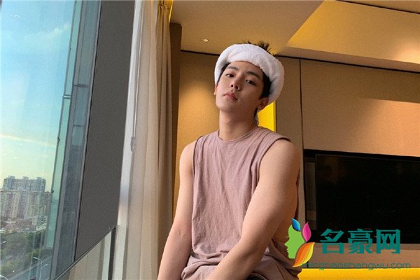 侯明昊喜欢什么类型的女生 侯明昊的理想型女星是谁