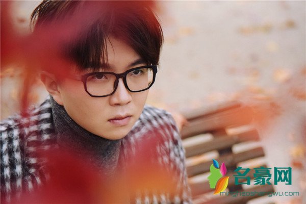 毛不易呓语歌词是什么意思 毛不易呓语完整版歌词