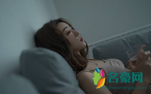 口述我和妽妽的性故事 婶婶湿身春光乍见与侄子差点乱伦