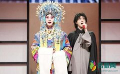 王牌对王牌收官 黄晓明一身华美戏装扮相惊艳了全