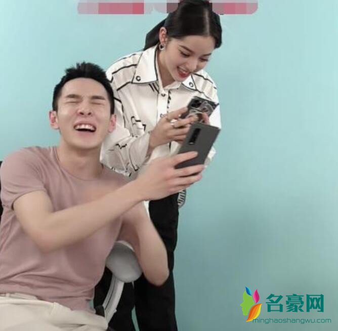 欧阳娜娜上直播带货