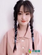 郑爽鼓励汶川粉丝 呼吁请保持乐观的心态暖心十足