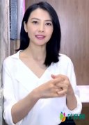 高圆圆近照曝光 一头黑色短发十分知性干练