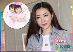 熊黛林分享带孩子日常 笑言两个女儿会抢玩具甚至