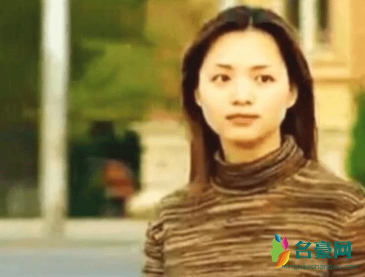 董卿早年青涩旧照曝光