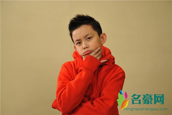 吴磊小时候照片 吴磊的身高年龄资料介绍