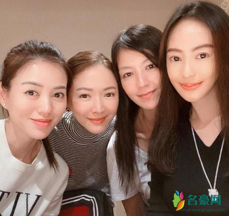 林熙蕾与名媛闺蜜聚会