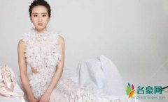 刘诗诗否认产后抑郁 终日以泪洗面需要修养好长时