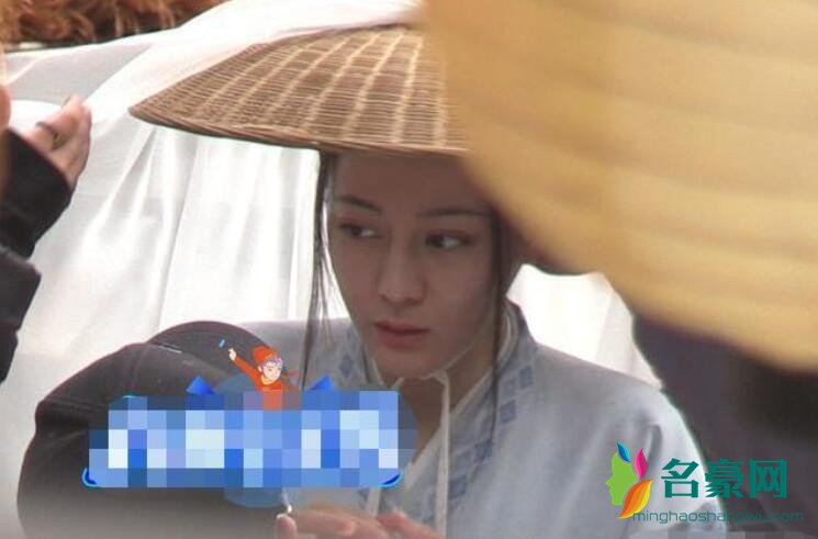 迪丽热巴侠女造型