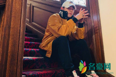 抖音哈笑一个吧功成名就不是目的什么歌