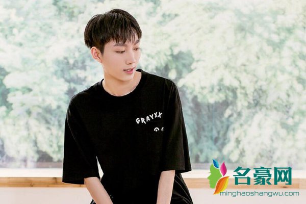 厌世小孤影个人资料 真名陈才浩是个零零后