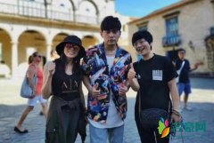 周杰伦古巴街头偶遇 身形消瘦不少精神气十足
