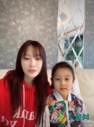 李小璐与甜馨录视频 为白衣天使送祝福十分有爱
