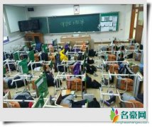 敲黑板划重点是什么梗什么意思 敲黑板划重点的出