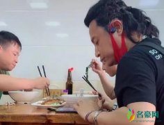 陈志朋扎脏辫 昔日人气王如今凭借穿搭实力走红
