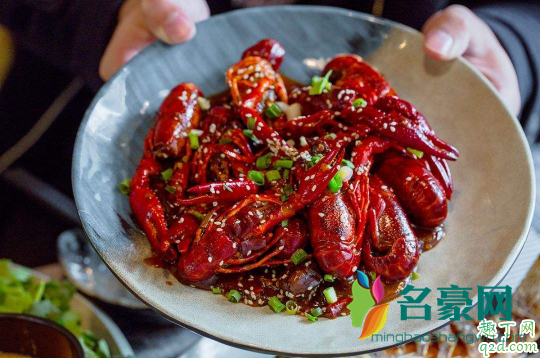 煮小龙虾的啤酒要盖过小龙虾吗1