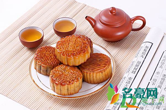 月饼送4个好还是6个好2