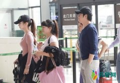 郎朗与娇妻现身机场 婚后郎朗身材发福严重变胖大