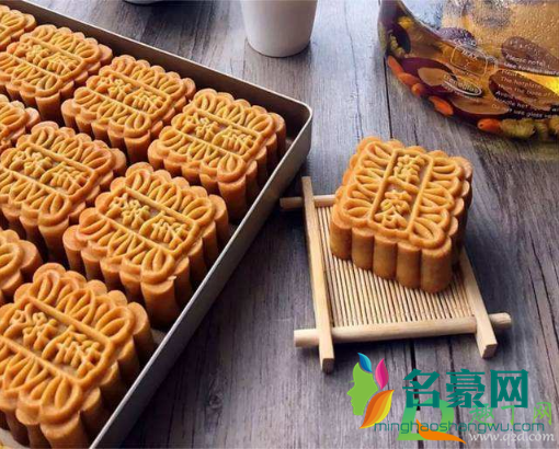 月饼放在冰箱好还是放在外面好3