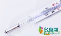 家用温度计碎了还能在里面睡觉吗 家用温度计碎了