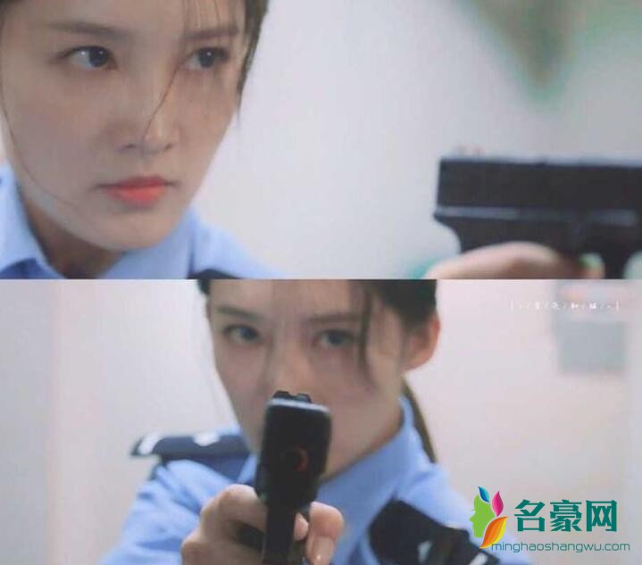 李沁警服