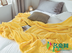 毛毯洗过一次后老是静电怎么回事 睡觉的毛毯有静