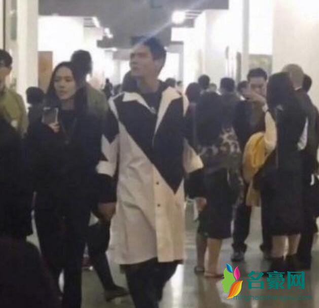 向佐郭碧婷牵手