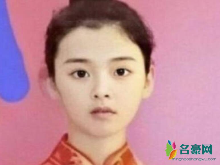 杨超越旧照曝光