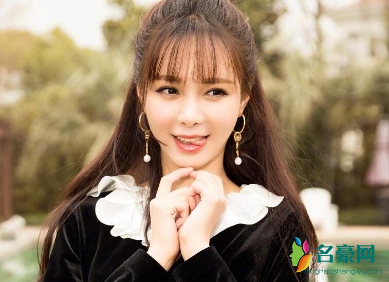沈梦辰照片