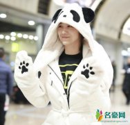 40岁汤唯素颜亮相 戴熊猫帽子俏皮打招呼萌趣十足