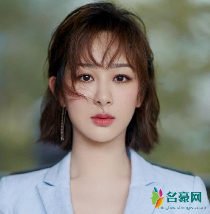 杨紫照片