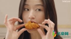 全智贤近照曝光 穿V领黑裙少女感十足