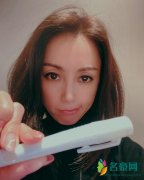 49岁酒井法子近照曝光 皮肤白皙紧致状态依旧年轻